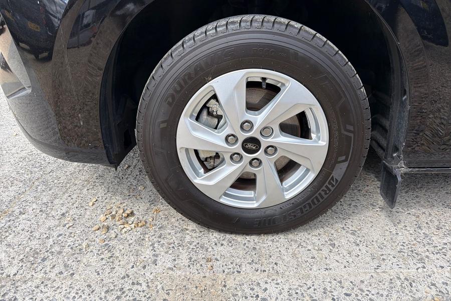 Ford E-TRANSIT CUSTOM Photo autoimg-9c7a6981d910c0bdca5dfd53f60b68d75ce374c0.jpg