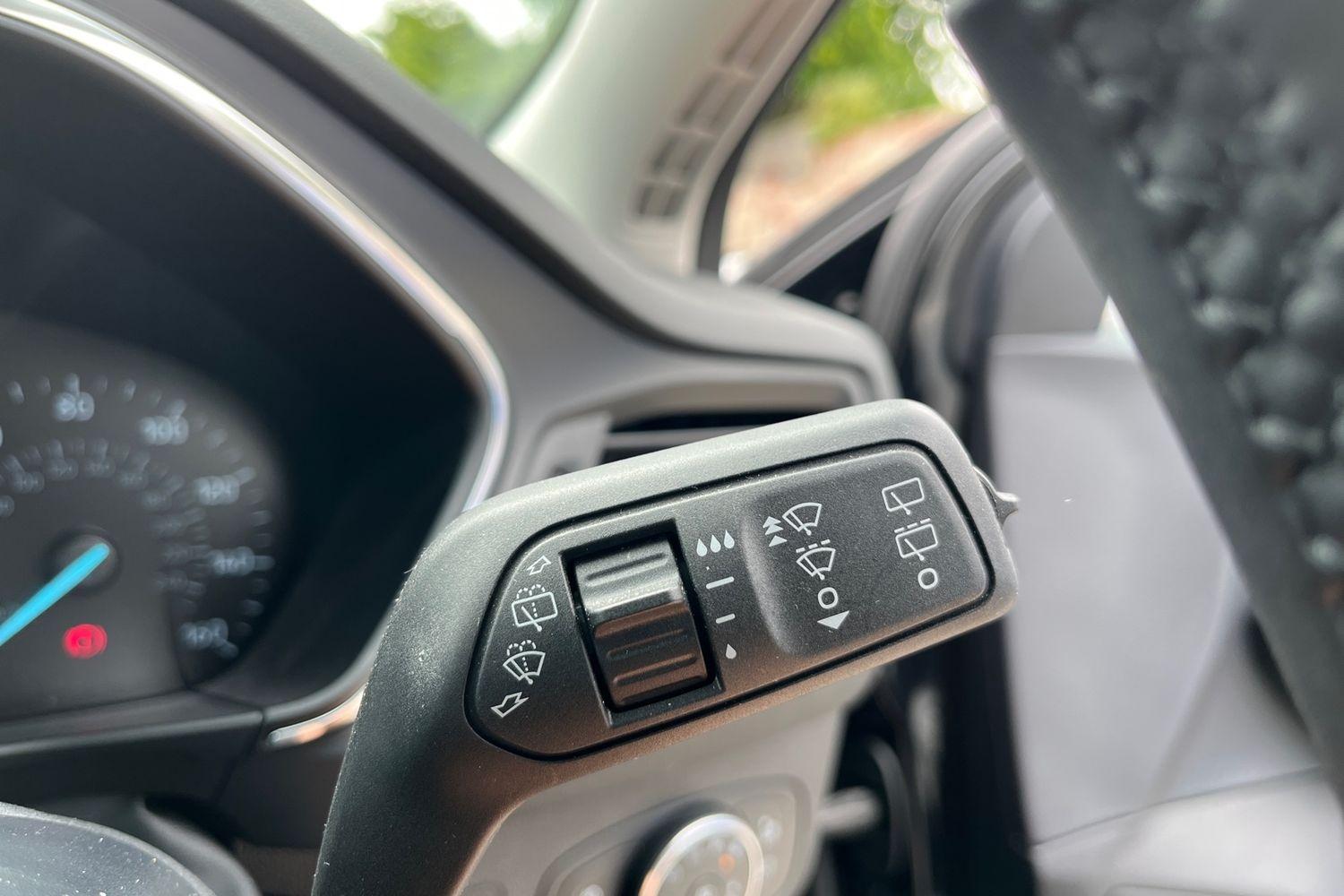 Ford FOCUS Photo 14