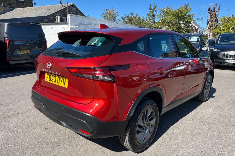 Nissan QASHQAI Photo autoimg-9c7f06caf708be4e507ce3f346cd53d46ea8d783.jpg