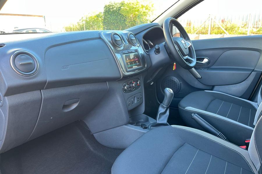 Dacia Sandero Stepway Photo autoimg-9c8004403f1a3ec8759a3242141b4583e949b38f.jpg
