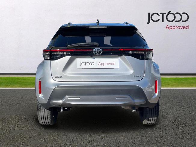TOYOTA Yaris Cross Photo 7