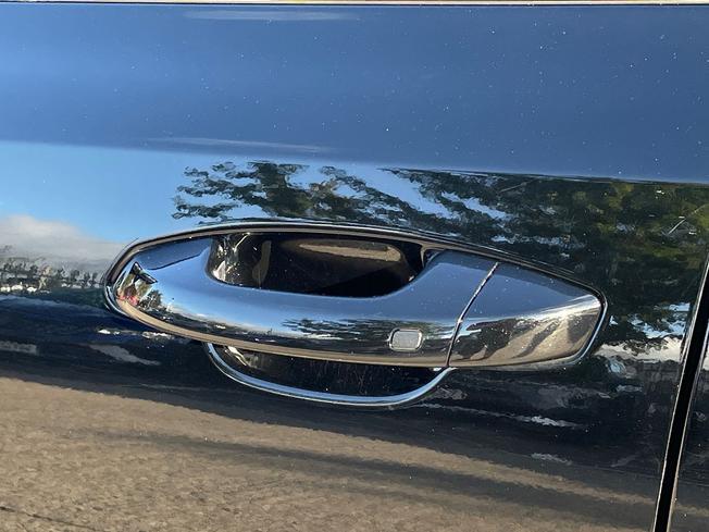 Kia Stinger Photo 24
