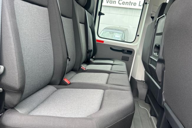 Volkswagen Crafter Photo 29