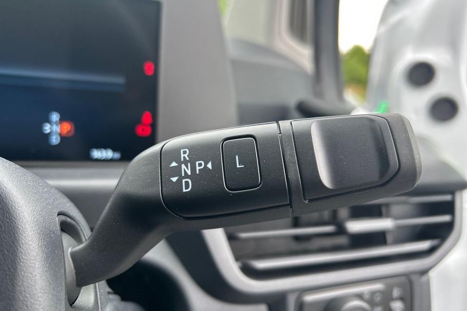 Used Ford E-TRANSIT CUSTOM HV75PXN 35