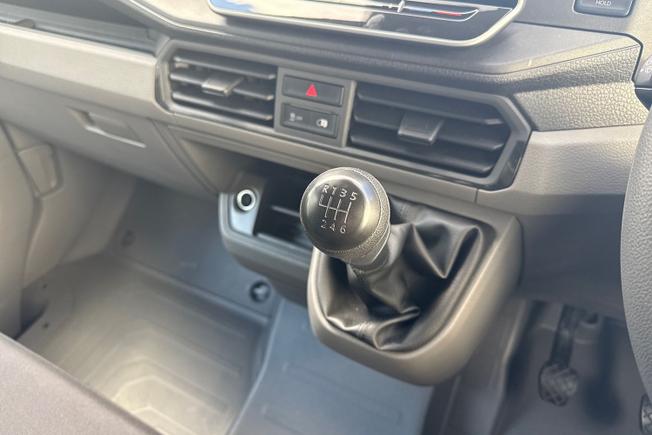 VOLKSWAGEN Crafter Photo 39