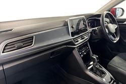 VOLKSWAGEN T-Roc Photo 2