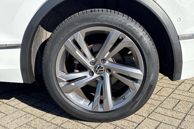 Volkswagen Tiguan Photo 5