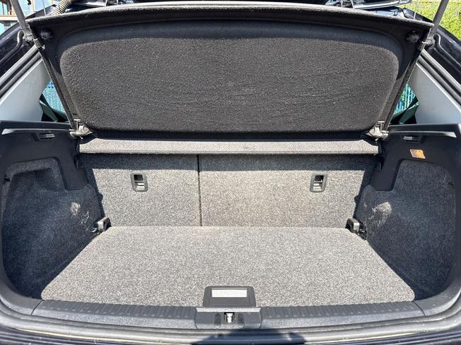 VOLKSWAGEN Polo Photo 12