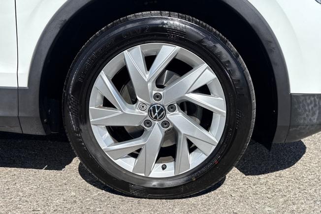 VOLKSWAGEN Tiguan Photo 5