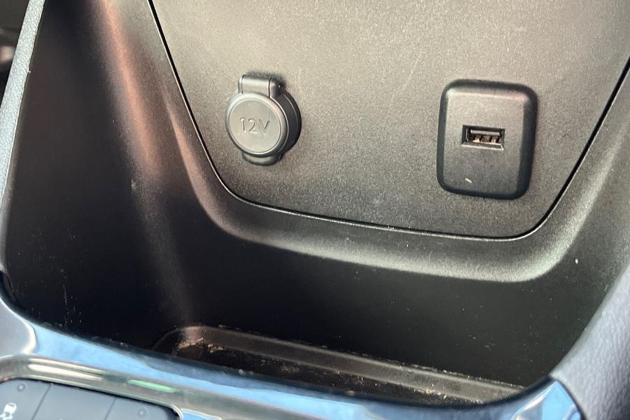 Vauxhall CROSSLAND X Photo autoimg-9c98002e04d6a130e9c3b97f50a103c2018d7f37.jpg