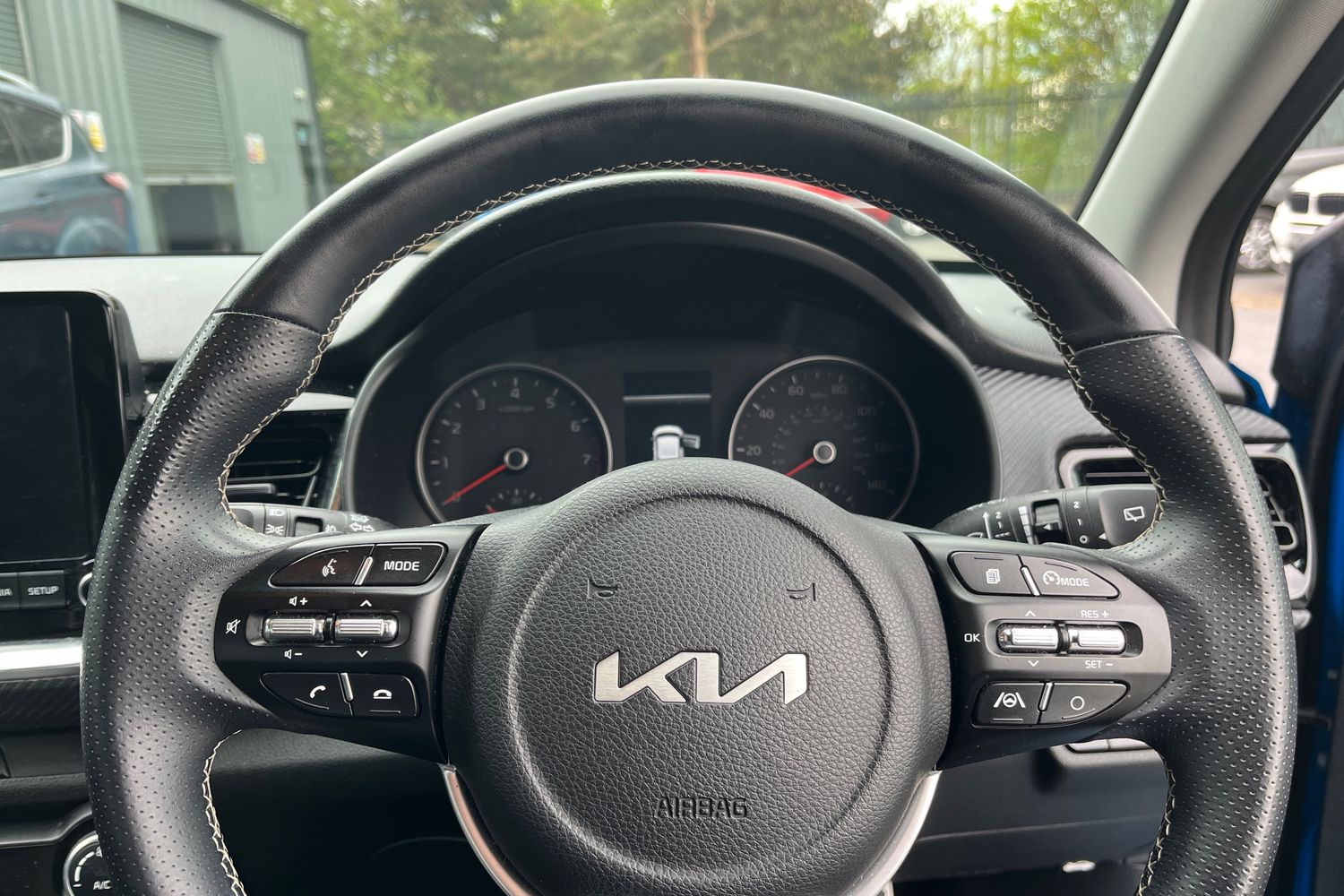 Kia STONIC Photo 11