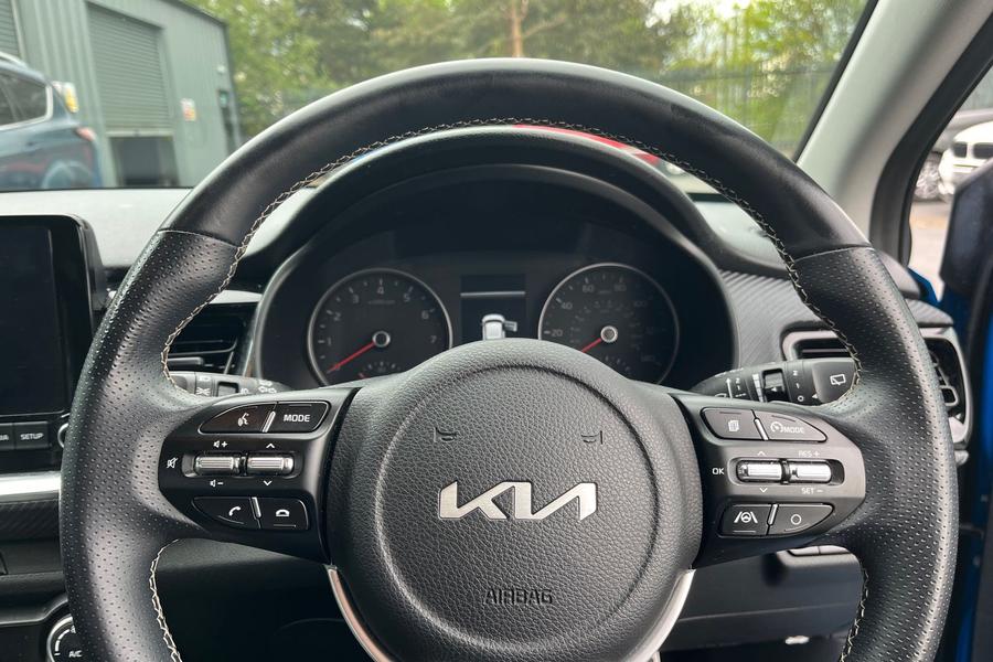 Kia STONIC Photo autoimg-9c98822c0ea47165ff899be980c62c8c0c5907d7.jpg