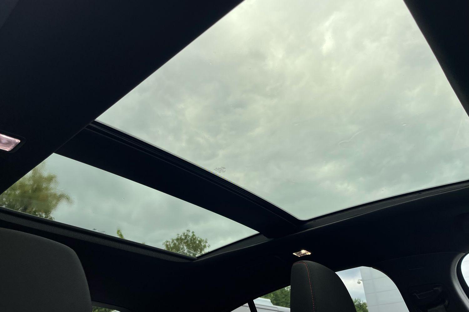 Ford FOCUS Photo 30
