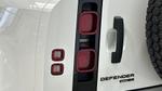 Land Rover Defender Photo 18
