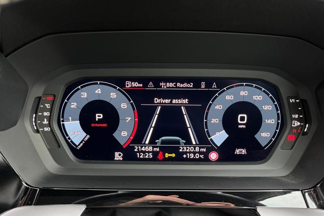 AUDI S3 Photo 15