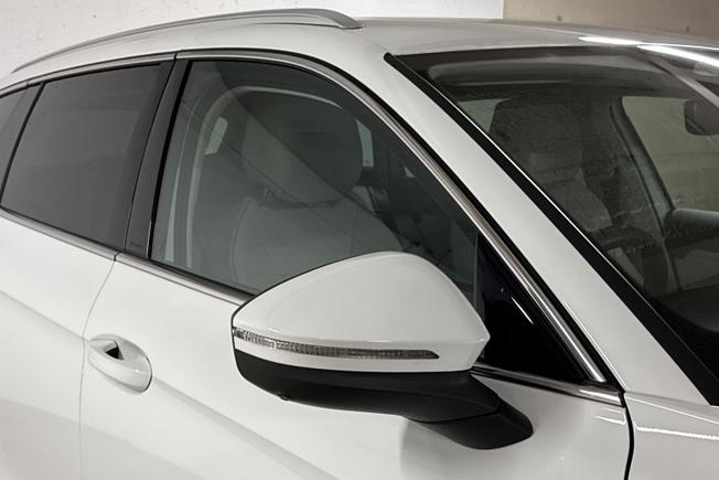 VOLKSWAGEN Passat Photo 20