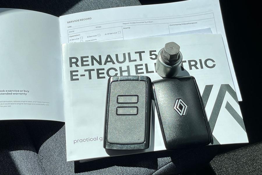 Renault 5 Photo autoimg-9ca65d07b82bed31de8e58363341d3ae579959bd.jpg