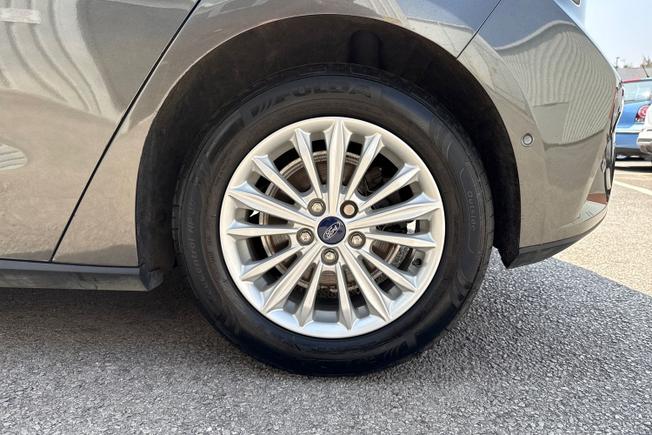 FORD Focus Photo 24