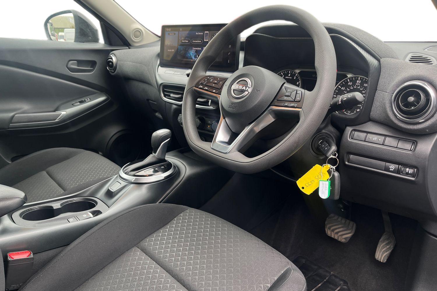 Nissan JUKE Photo 8