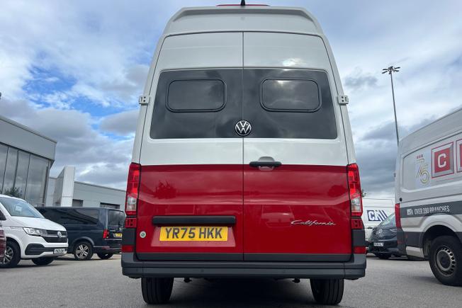 VOLKSWAGEN Grand California Photo 25