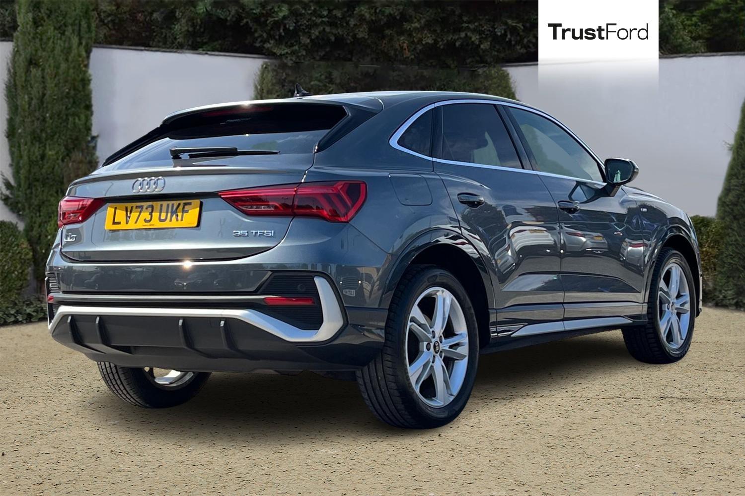 Audi Q3 Photo 3