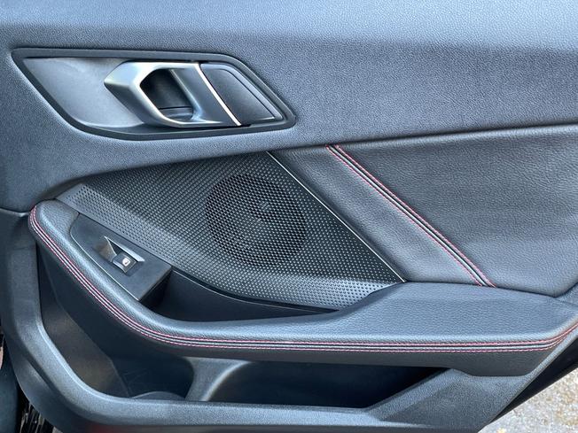 BMW 1 Series Photo 33