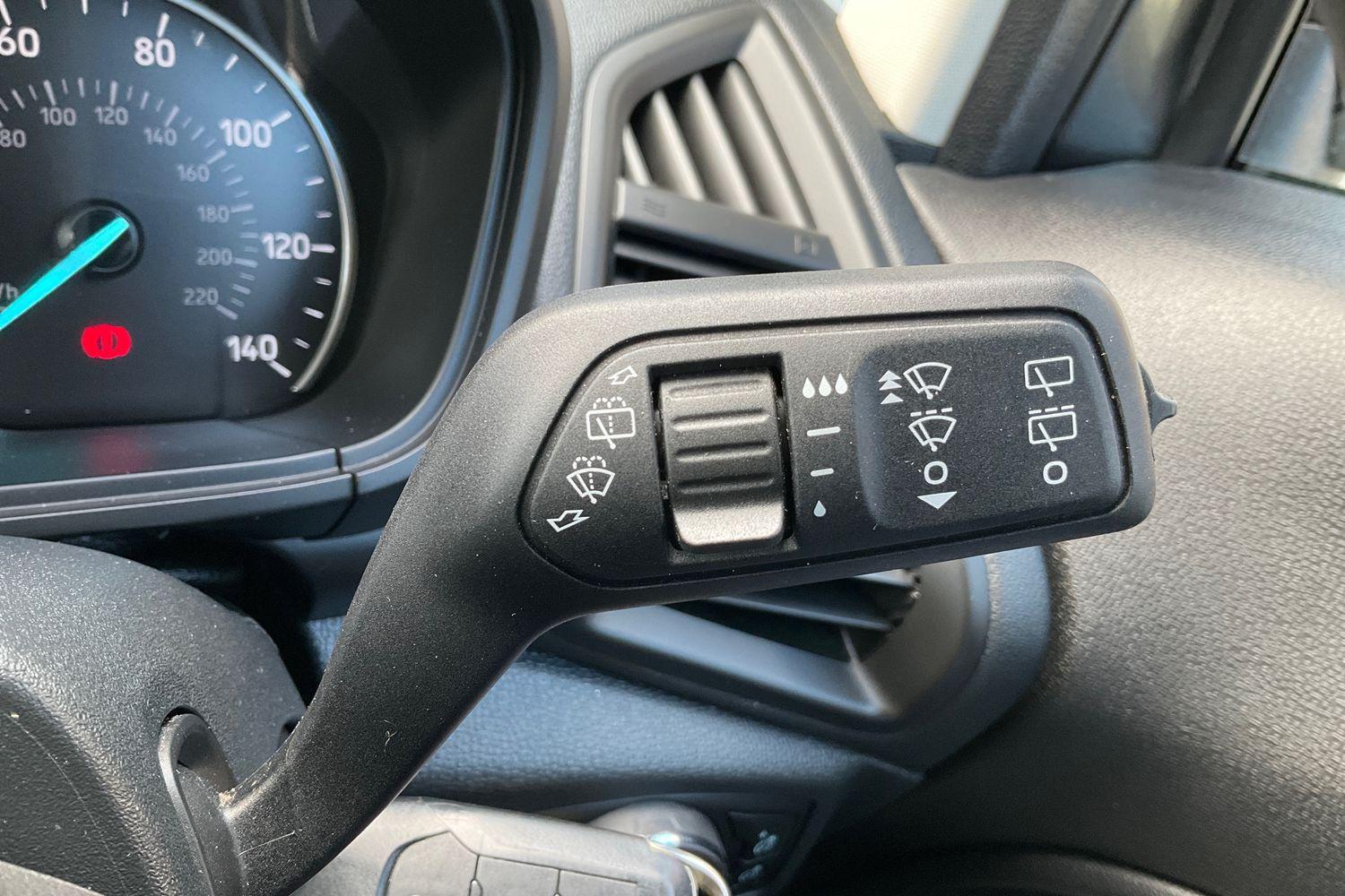 Ford ECOSPORT Photo 14