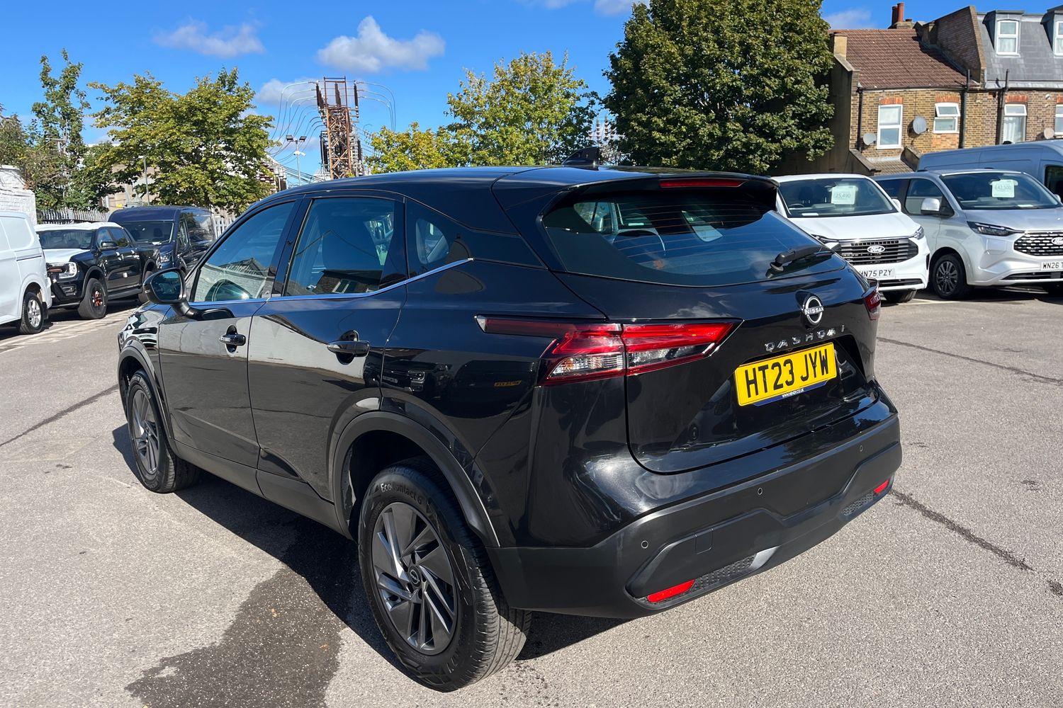 Nissan QASHQAI Photo 32
