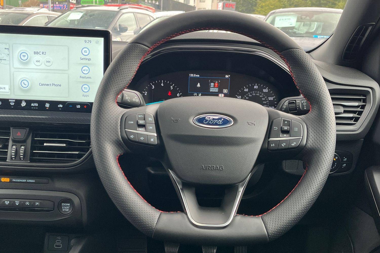 Ford FOCUS Photo 11