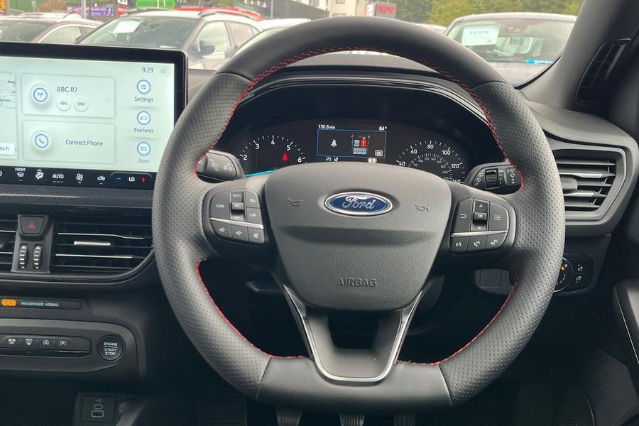 Ford FOCUS Photo autoimg-9cb8c40ac49a93d22b168a61a142940444d2a0af.jpg