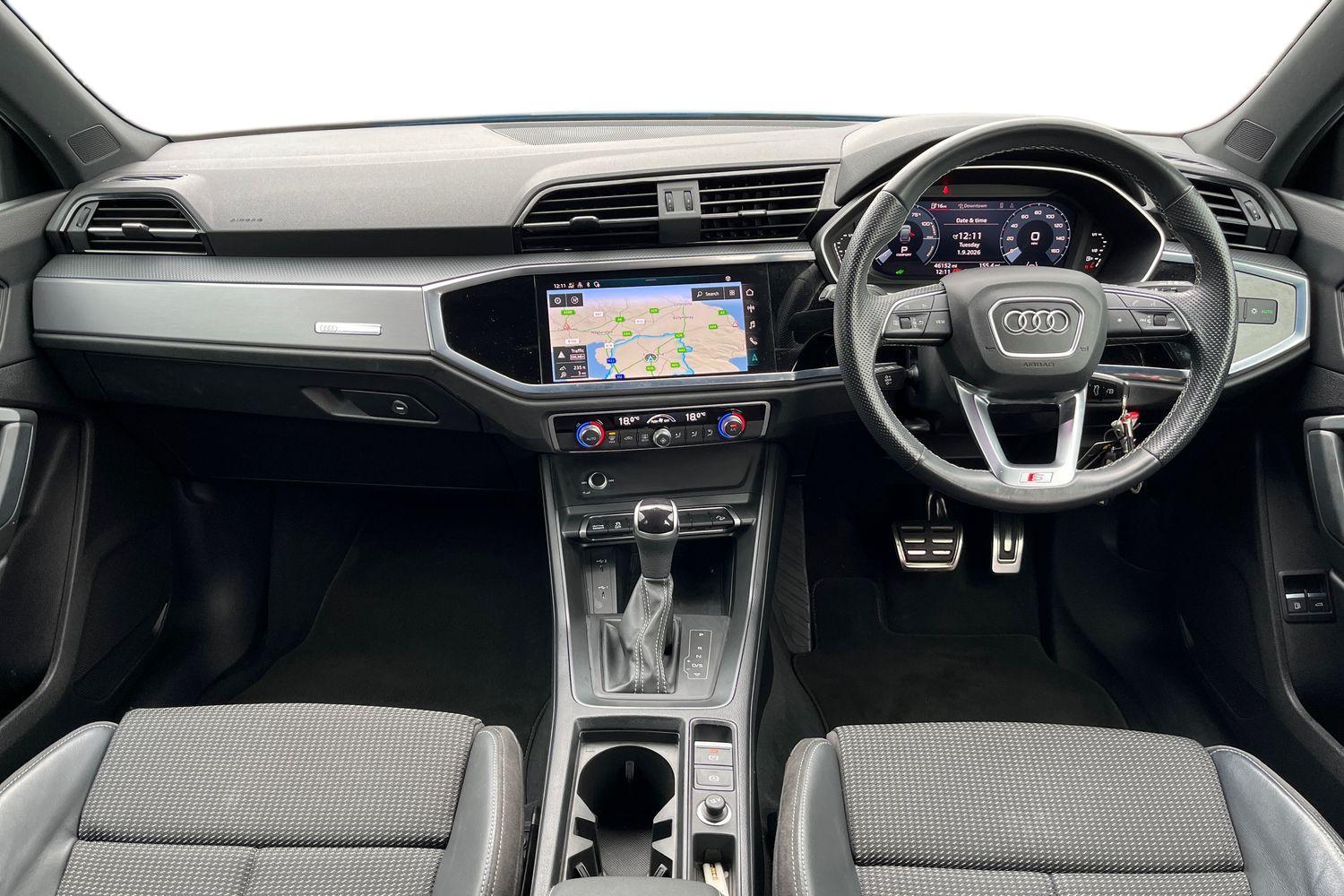 Audi Q3 Photo 9