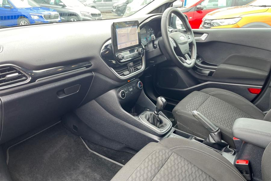 Ford Fiesta Photo autoimg-9cbb766f66bbdd5fc014390cae8d990ccda5f9e1.jpg