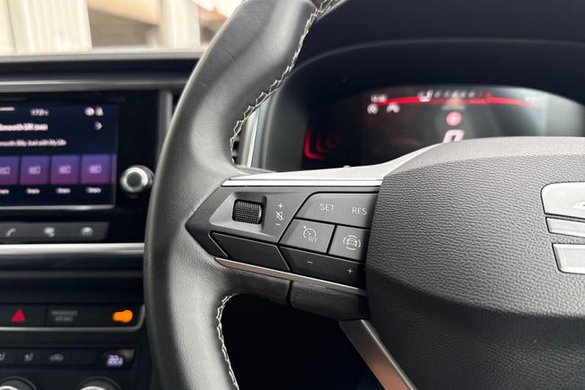 SEAT ATECA Photo 16