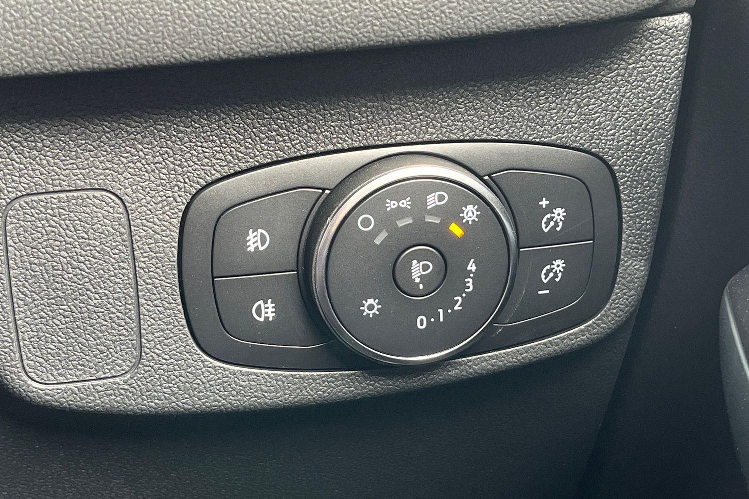 Ford Focus Photo 38
