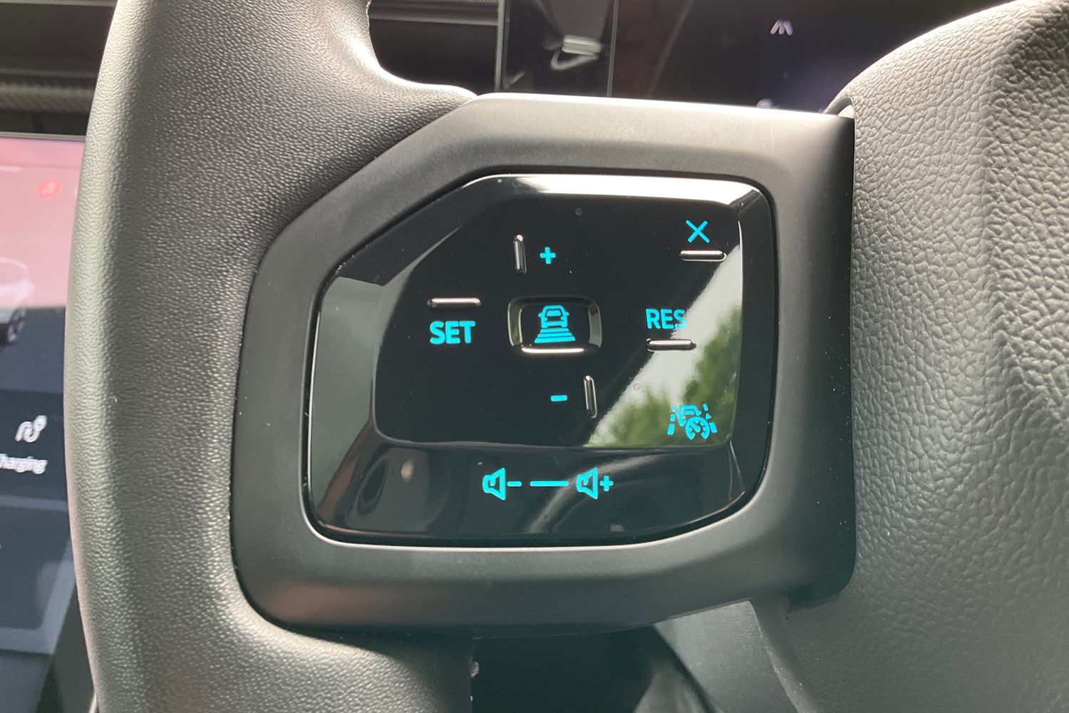 Ford Explorer Photo 28