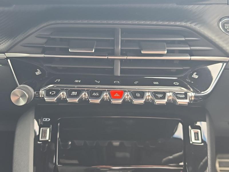 Used Peugeot 2008 VN23WTV 35