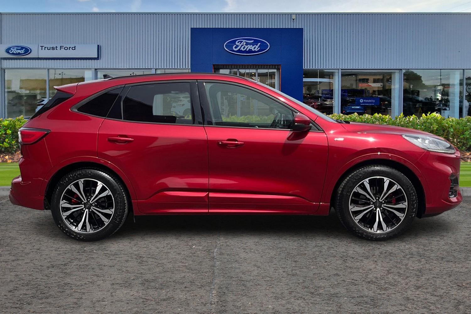 Ford KUGA Photo 2