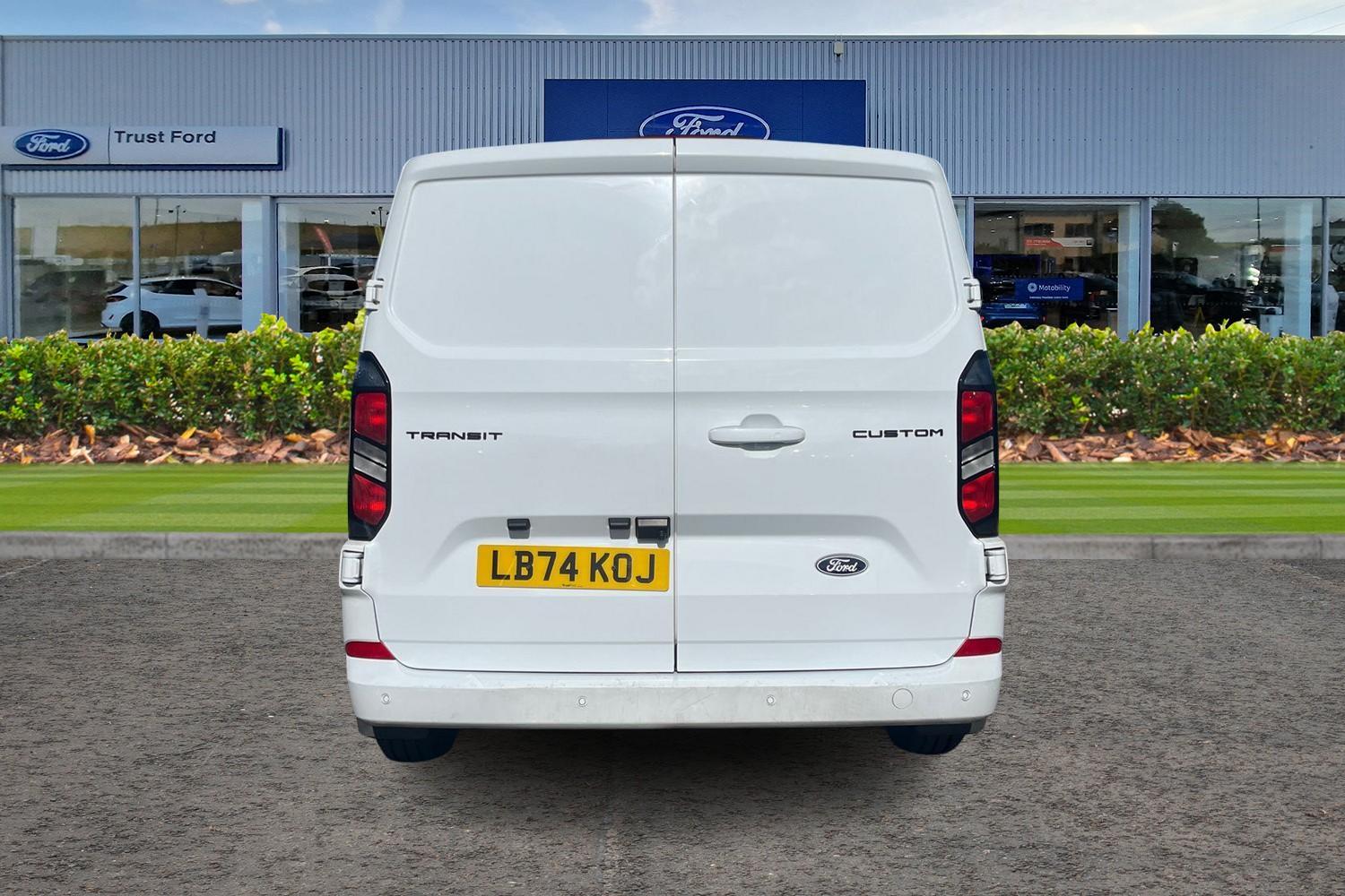 Ford TRANSIT CUSTOM Photo 12