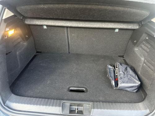 Renault CAPTUR Photo autoimg-9cc370d1500401d2b0edb06d38fc4bbba3fe5c3e.jpg