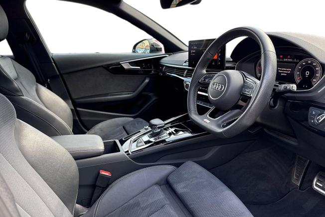 Audi A4 Avant Photo 6