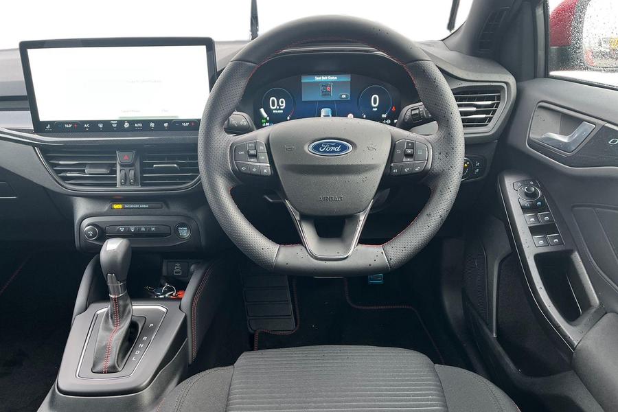 Ford Focus Photo autoimg-9ccb7bd31acb7f9214f5881ad2003bb9ed813b34.jpg