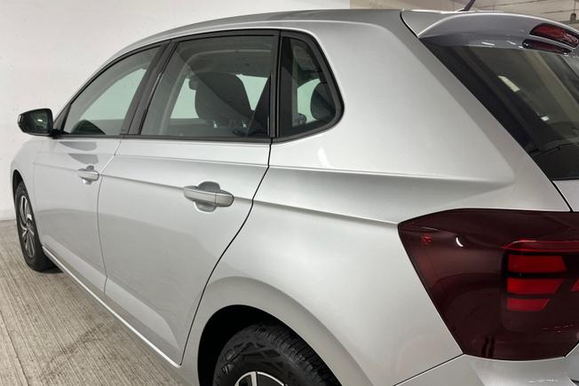 VOLKSWAGEN Polo Photo 32