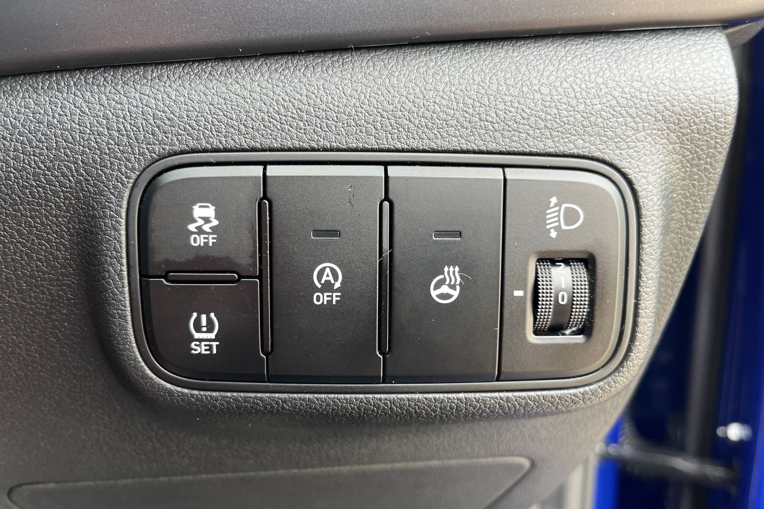 Hyundai BAYON Photo 36