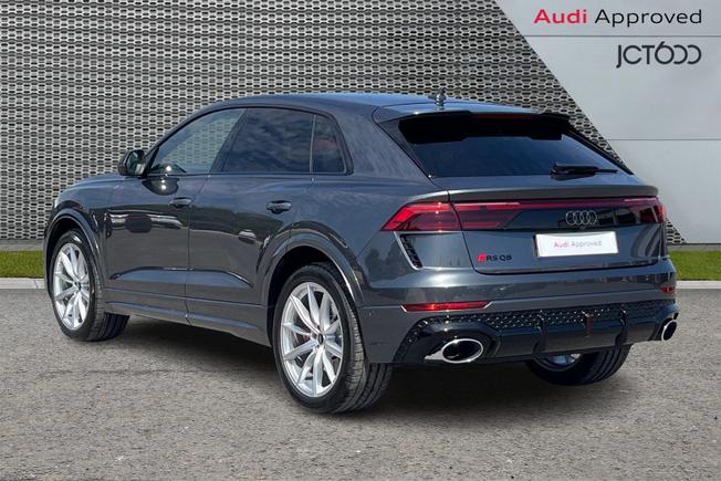 AUDI Rsq8 Photo 3