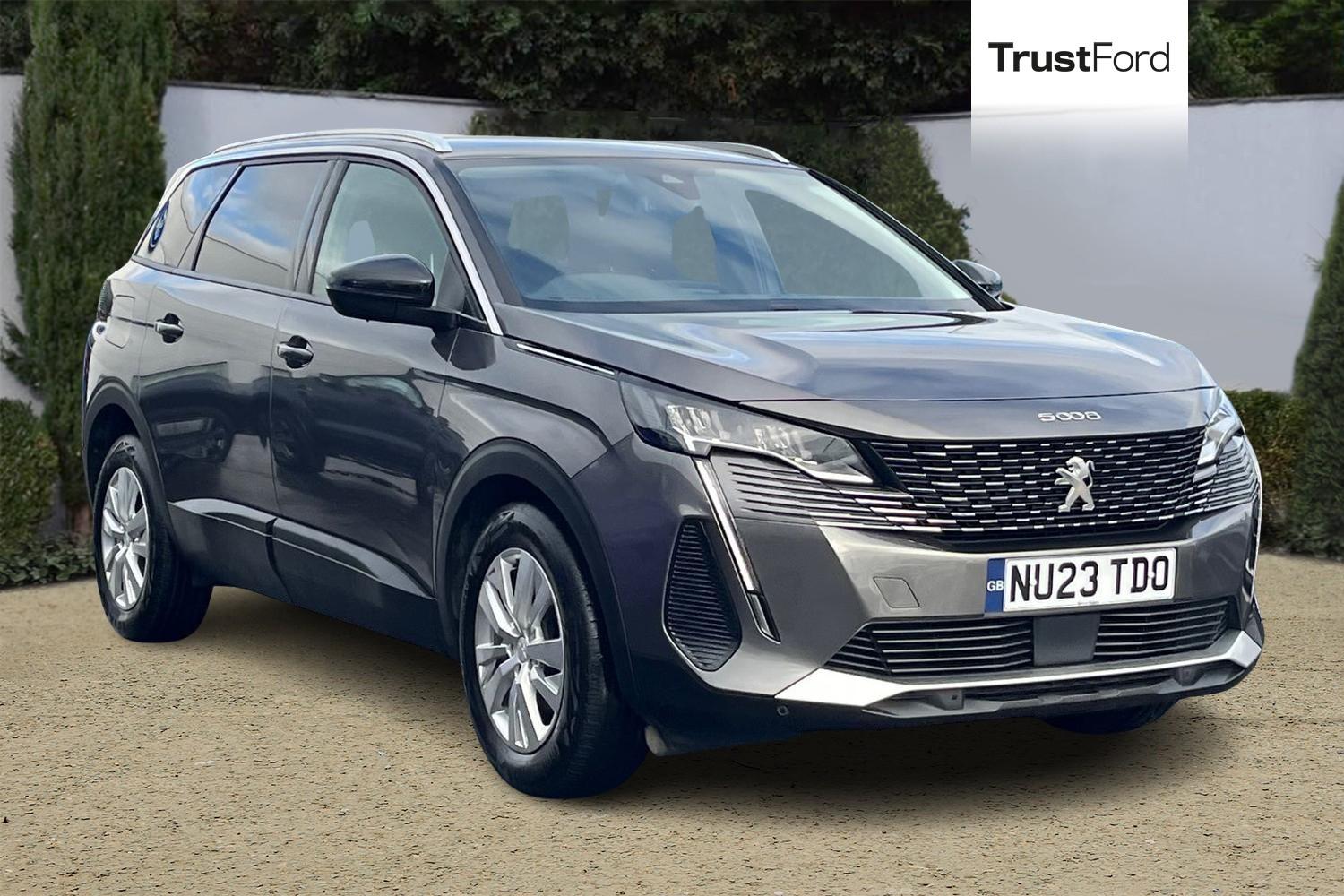 Peugeot 5008 Photo 0