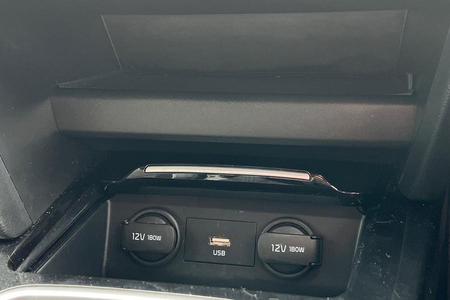 Kia XCeed Photo autoimg-9cda43a79d31ae09fca90a64064a9d7272d78193.jpg