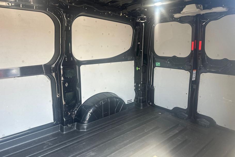 Used Ford TRANSIT CUSTOM WV74RGX 4