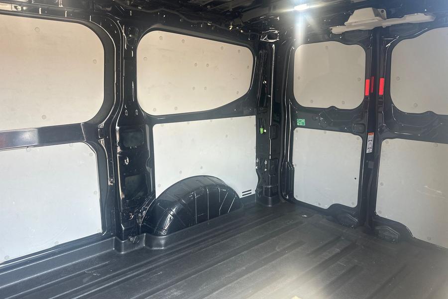 Ford TRANSIT CUSTOM Photo autoimg-9cda618923f27e486085f3db12b24a06df2b9c83.jpg