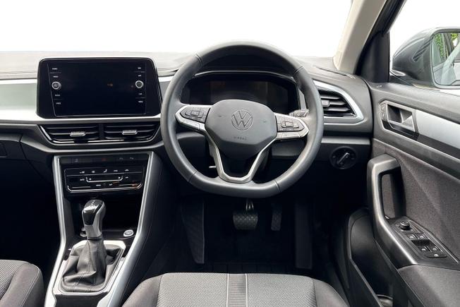 VOLKSWAGEN T-Roc Photo 11
