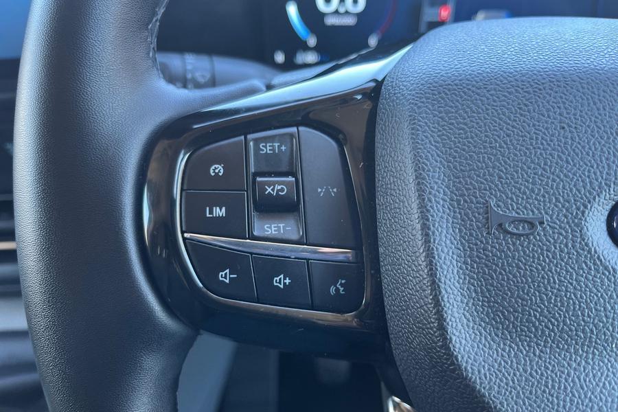 Ford TRANSIT CUSTOM Photo autoimg-9cdec6616d71c6eb8a83bb2f751ac84fb8d134b0.jpg